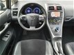 Toyota Auris - 1.8 HYBRID 5DR EXECUTIVE NAVI - 1 - Thumbnail