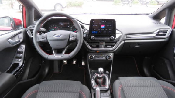 Ford Fiesta - 1.0 EcoBoost ST-Line 5 drs, 100 pk, PDC achter, Cruise, Navigatie via SYNC, 6865 km - 1