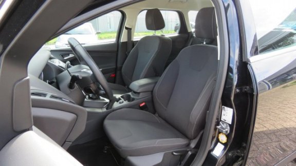 Ford Focus Wagon - 1.0 EcoBoost Titanium 125 pk, Navigatie, Park Pack, Winter Pack, Xenon, 72429 km - 1