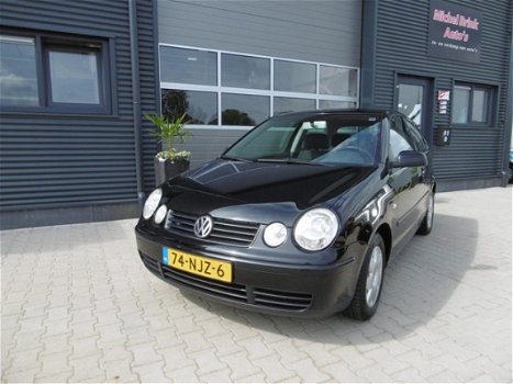 Volkswagen Polo - 1.4-16V Sport Uitv Airco Apk 05-09-2020 - 1