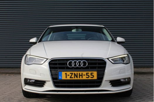 Audi A3 Limousine - 1.4 TFSI CoD Ambition Pro Line Plus Xenon Navigatie 18 Inch LMV - 1