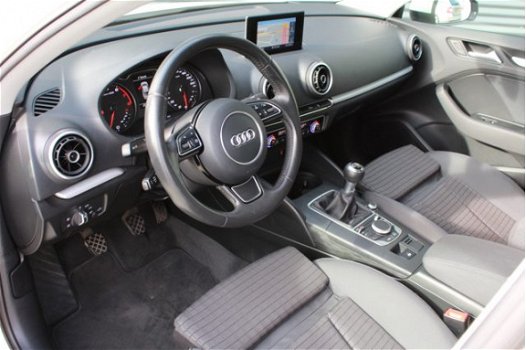 Audi A3 Limousine - 1.4 TFSI CoD Ambition Pro Line Plus Xenon Navigatie 18 Inch LMV - 1