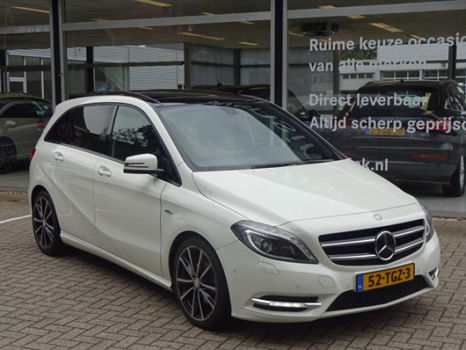 Mercedes-Benz B-klasse - 180 Ambition Panodak - 1