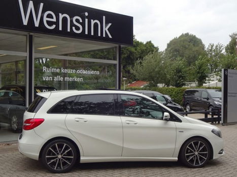 Mercedes-Benz B-klasse - 180 Ambition Panodak - 1