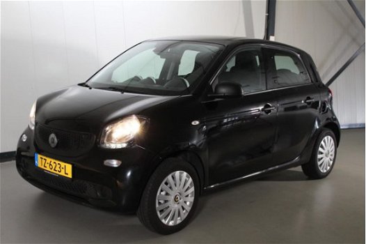 Smart Forfour - 1.0*AIRCO*BLUETOOTH*LED*BOTS WARSCH.*CRUISE - 1