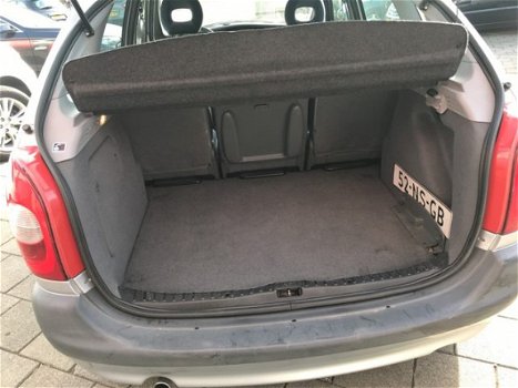 Citroën Xsara Picasso - 1.8i-16V Différence2 - 1