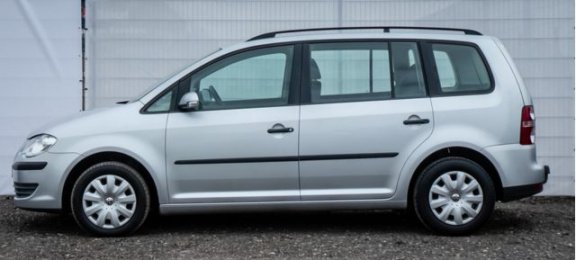 Volkswagen Touran - 1.6 Optive - Volledige Onderhoudshistorie - 1