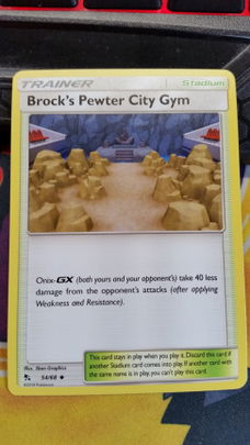 Brock's Pewter City Gym 54/68 Sun & Moon: Hidden Fates