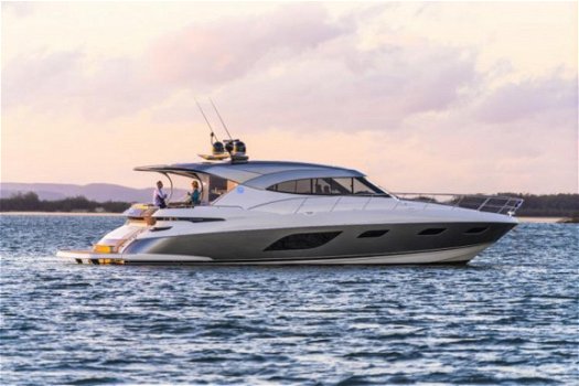 Riviera 6000 Sport Yacht Platinum - 1