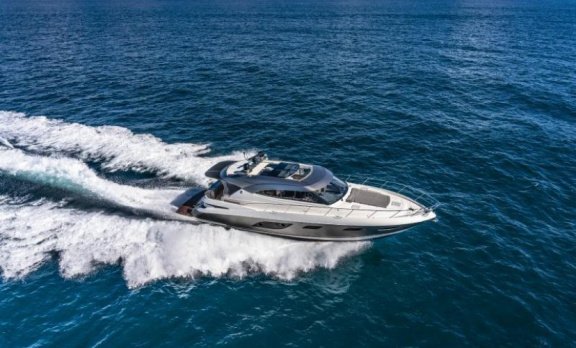 Riviera 6000 Sport Yacht Platinum - 3