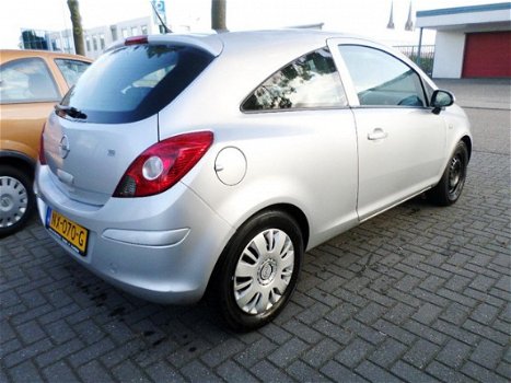 Opel Corsa - 1.0-12V Essentia lpg-g3 1, 250, lees tekst - 1