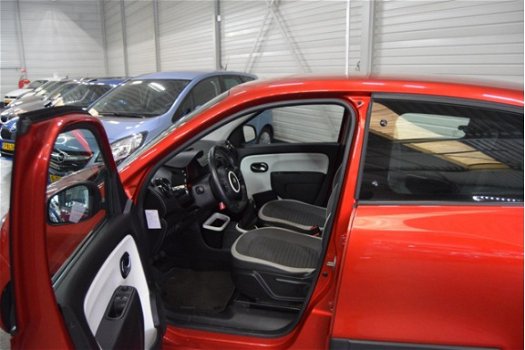 Renault Twingo - 1.0 SCe Expression +AIRCO/PARKEERSENSOREN/BLEUTOOTH - 1