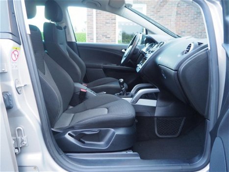 Seat Altea XL - 1.2 TSI Ecomotive Style | Nieuwe Motor 19.000KM | ECC | Cruise control | - 1