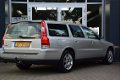 Volvo V70 - 2.4 140PK Leder, Airco, CruiseControl, LM16 - 1 - Thumbnail