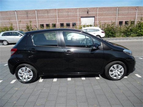 Toyota Yaris - 1.3 VVT-i Aspiration - 1