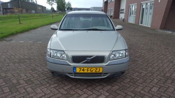 Volvo S80 - 2.4 Comfort apk 04-09-2020 - 1