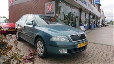 Skoda Octavia - 1.6 FSI Elegance |Elegance| Luxe uitvoering|Technisch zeer goede staat|