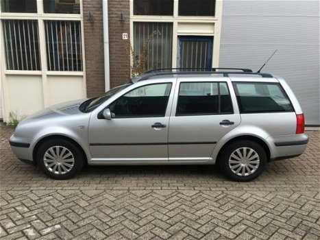 Volkswagen Golf Variant - 1.6-16V Trendline - 1