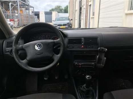 Volkswagen Golf Variant - 1.6-16V Trendline - 1