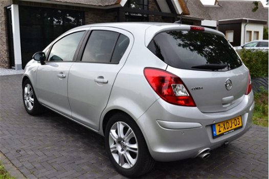 Opel Corsa - 1.4-16V BlitZ '14 5drs 69dkm 1e EIG. PUNTGAAF NAP - 1