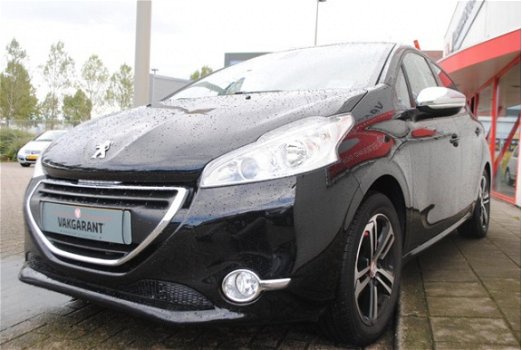 Peugeot 208 - 1.2 VTi Oxygo - 1