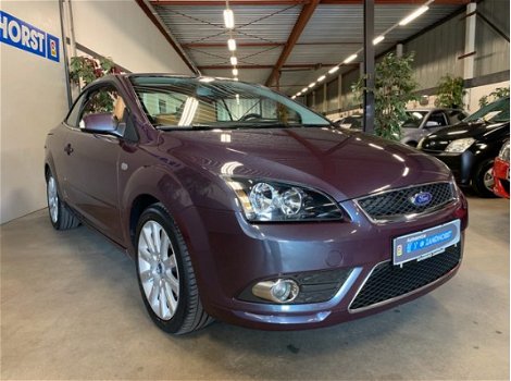 Ford Focus Coupé-Cabriolet - 2.0-16V Titanium - 1