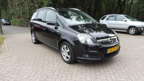 Opel Zafira - 1.8 Business 7 pers, airco, trekhaak keurige auto - 1