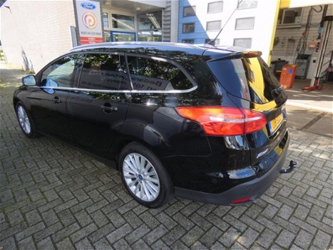 Ford Focus Wagon - 1.0 EcoBoost 125pk Titanium Trekhaak, NAV - 1