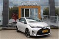 Toyota Yaris - 1.5 Hybrid Dynamic Panoramadak, Navigatie, Halflederen bekleding - 1 - Thumbnail