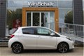 Toyota Yaris - 1.5 Hybrid Dynamic Panoramadak, Navigatie, Halflederen bekleding - 1 - Thumbnail