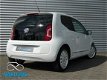 Volkswagen Up! - 75PK High up White Edition, Navi. PDC. Stoelverw - 1 - Thumbnail