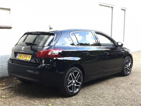 Peugeot 308 - 1.6 HDi 120pk Blue Lease Executive met Navigatie - 1