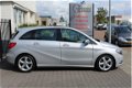 Mercedes-Benz B-klasse - 180 Ambition Automaat Panoramadak Clima 17inch Xenon/Led Navi Pdc Stoelvw - 1 - Thumbnail