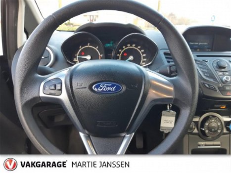 Ford Fiesta - 1.6 TDCi Lease Style 5 DEURS - AIRCO - NAVIGATIE - ALL SEASON BANDEN - 1
