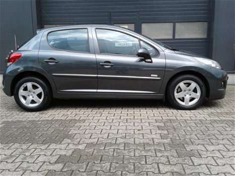 Peugeot 207 - 1.4 VTi Millesim 200 Super nette 207 met maar 64982 km!! VERKOCHT!! - 1