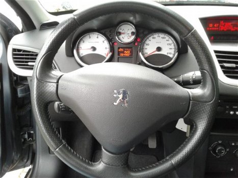 Peugeot 207 - 1.4 VTi Millesim 200 Super nette 207 met maar 64982 km!! VERKOCHT!! - 1