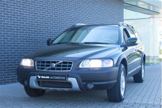 Volvo XC70 - 2.5 T Momentum Family Mobility Audio Line | Nette uitvoering | Historie aanwezig - 1