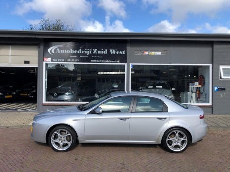 Alfa Romeo 159 - 2.2 JTS Distinctive Xenon Trekhaak Navi Nap 2e eig - 1