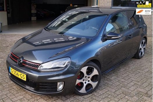 Volkswagen Golf - 2.0 GTI Automaat Dynaudio Navi Bom Volll - 1