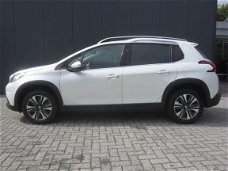 Peugeot 2008 - 1.2 *Allure* Navigatie * Panoramadak * 1/2 Leder interieur * Climate * Cruise * aut.