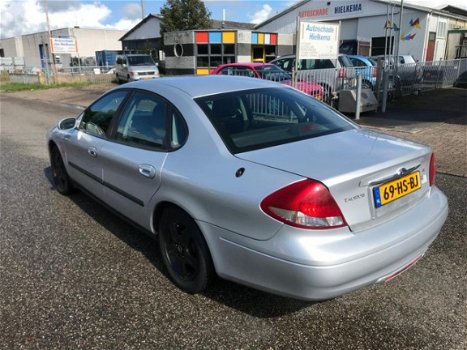 Ford Taurus - 3.0 V6 SE Comfort - 1