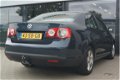 Volkswagen Jetta - 1.6 Comfortline + AIRCO + ELEKTR PAKKET + LM VELGEN - 1 - Thumbnail