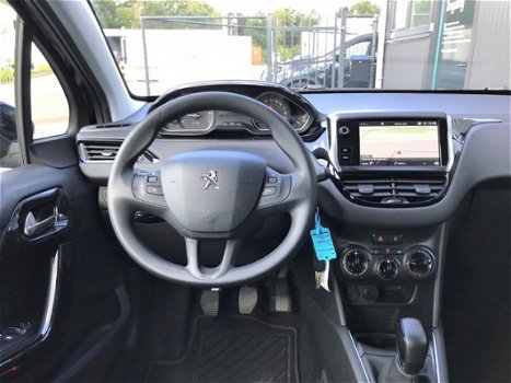 Peugeot 208 - 1.2 Puretech 82 Blue Lion 5-deurs (Navigatie|PDC) - 1