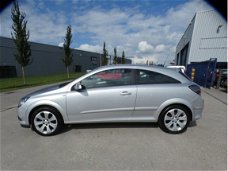 Opel Astra GTC - 1.8 Business / leer / navi / climate control / cruise control