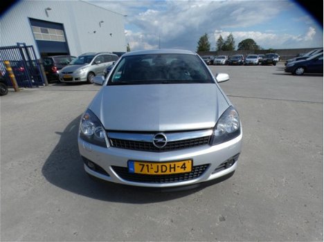 Opel Astra GTC - 1.8 Business / leer / navi / climate control / cruise control - 1