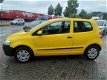 Volkswagen Fox - 1.2 Trendline Gewoon lekker goedkoop rijden en 3 drs stuurbekrachting met apk - 1 - Thumbnail