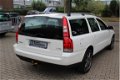 Volvo V70 - 2.4 Schuifdak Youngtimer specialist garantie - 1 - Thumbnail