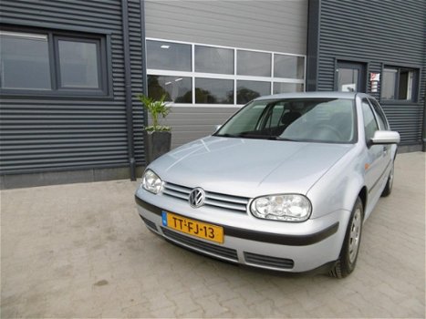 Volkswagen Golf - 1.4-16V 129.014 Km 5 Deurs - 1