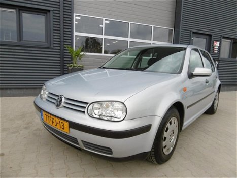 Volkswagen Golf - 1.4-16V 129.014 Km 5 Deurs - 1