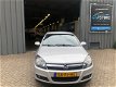 Opel Astra - 1.6 Cosmo 5DRS/LEER/NAVI/TREKH/APK 10-20/NAP - 1 - Thumbnail